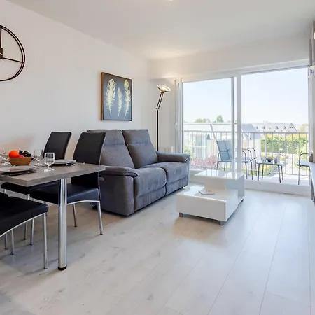 Апартаменты Le Trimaran-4 By Interhome Кабур