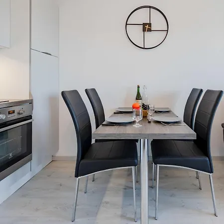 Le Trimaran-4 By Interhome דירה