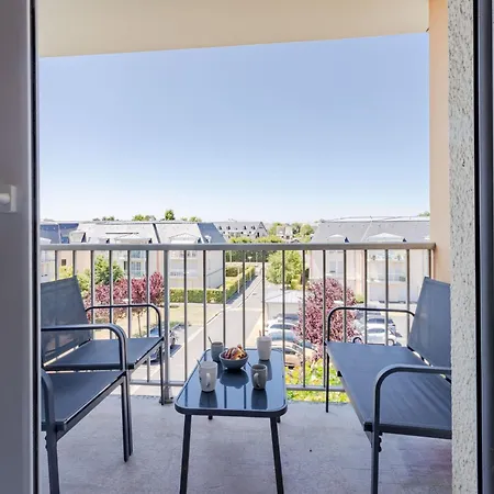 Le Trimaran-4 By Interhome * كابورغ