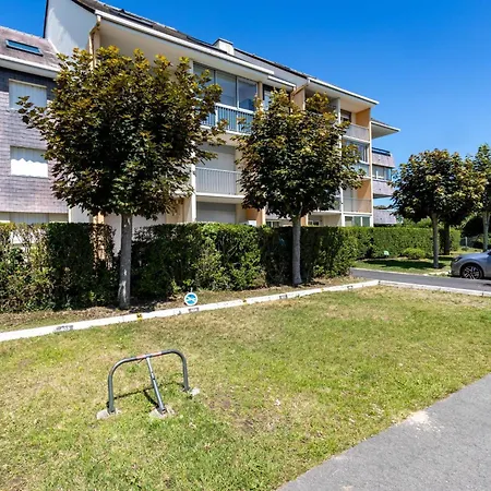 Le Trimaran-4 By Interhome דירה קאבורג