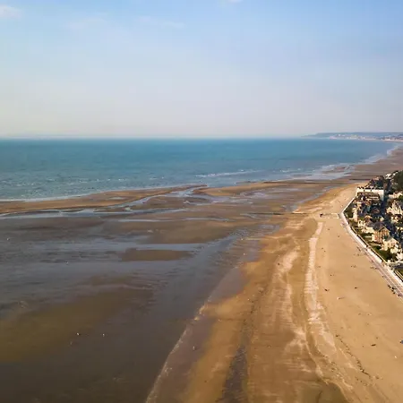 Le Trimaran-4 By Interhome * كابورغ