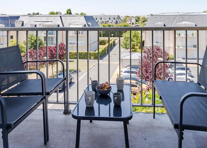 Le Trimaran-4 By Interhome * Cabourg