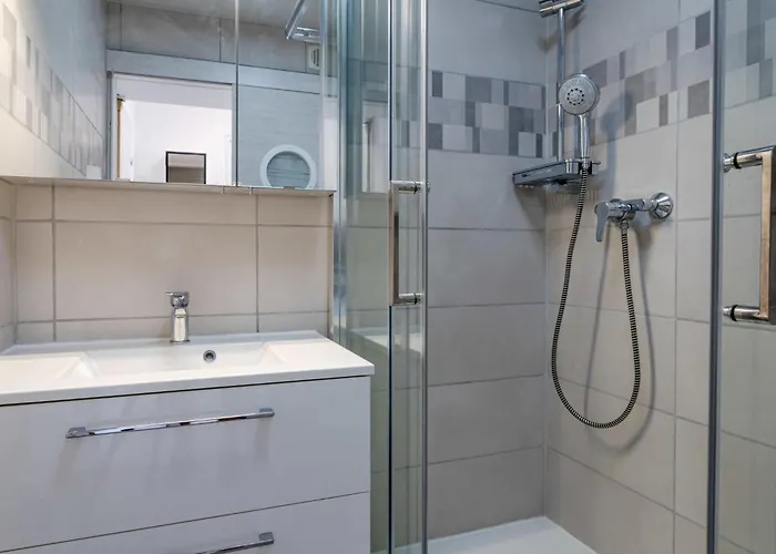 Le Trimaran-4 By Interhome *